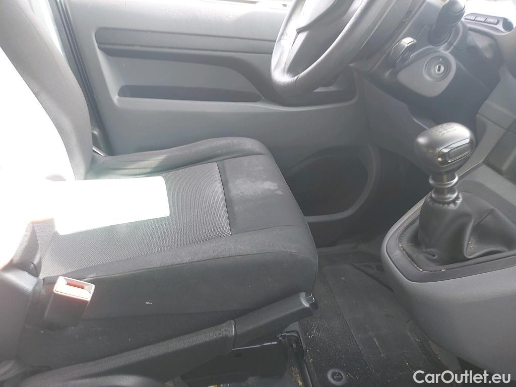  Opel  Vivaro OPEL  / 2019 / 4P / furgón 1.5 BlueHDi 74kW (100CV) M Std #24