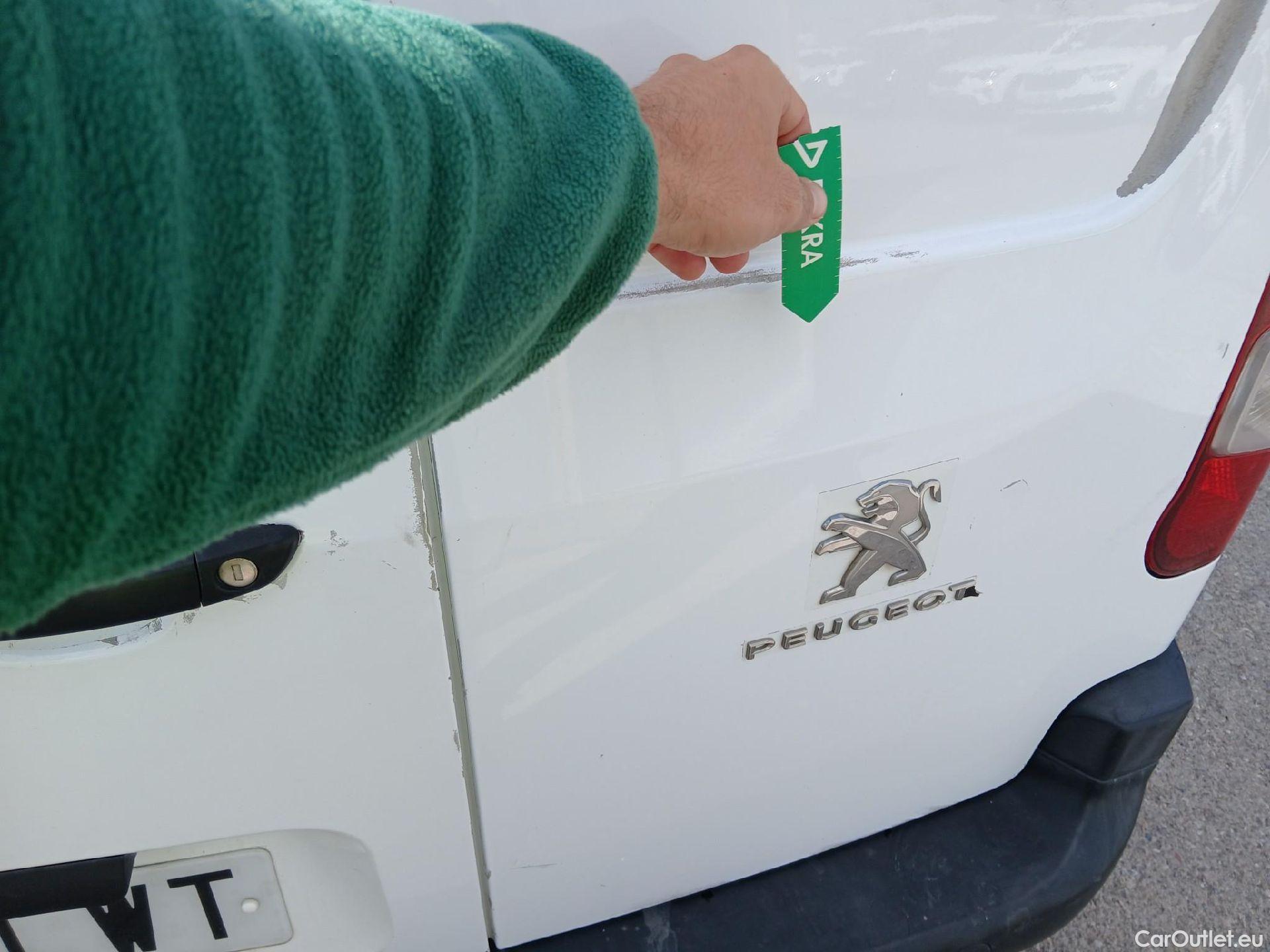  Peugeot  Partner PEUGEOT  Premium Standard BlueHDi 100 CV #18