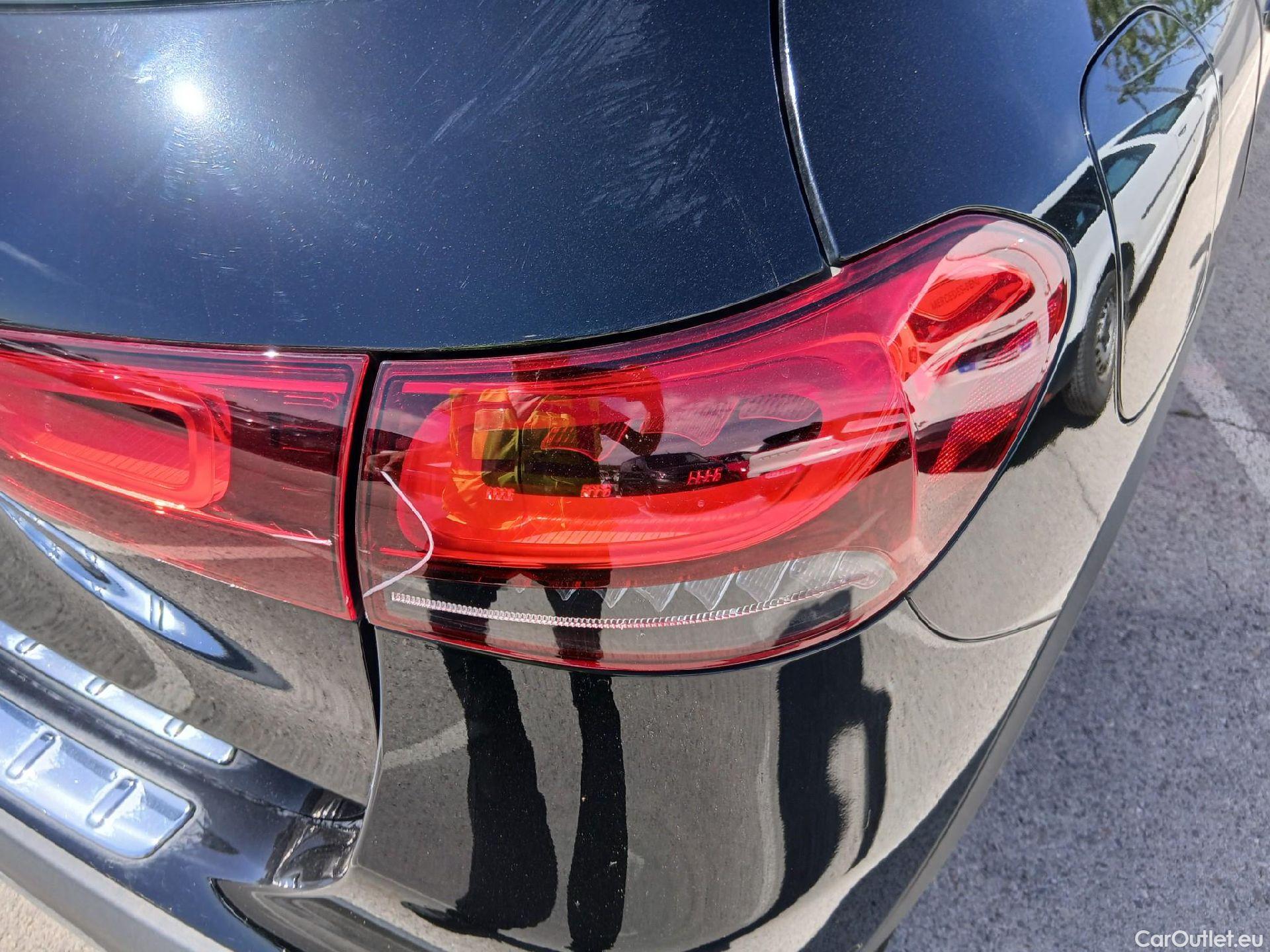  Mercedes  GLA MERCEDES-BENZ  / 2020 / 5P / todoterreno  250 e #23
