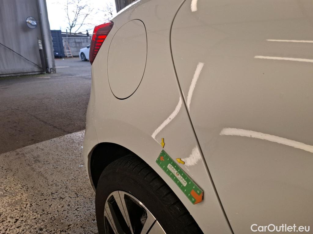  Renault  Clio RENAULT  / 2019 / 5P / Berline Evolution TCe 100 GPL #4