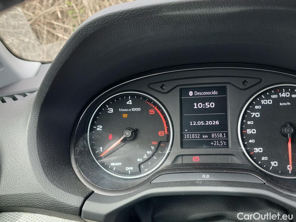  Audi  Q2 AUDI  / 2016 / 5P / todoterreno Advanced 30 TDI 85kW (116CV) #8