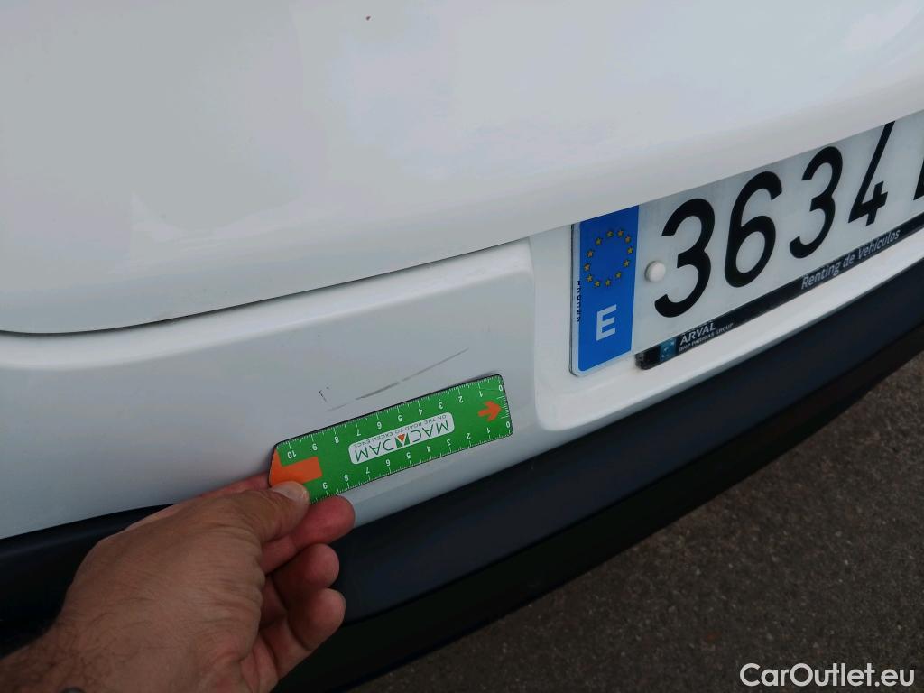  Citroen  C3 CITROEN  / 2020 / 5P / berlina con portón PureTech 81KW (110CV) S&S Feel Pack (AC2) #20