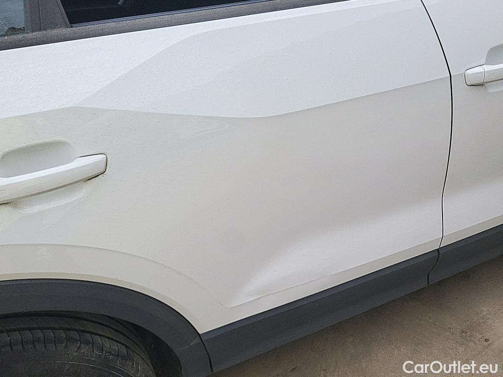  Audi  Q2 AUDI  / 2016 / 5P / todoterreno Advanced 30 TDI 85kW (116CV) #1