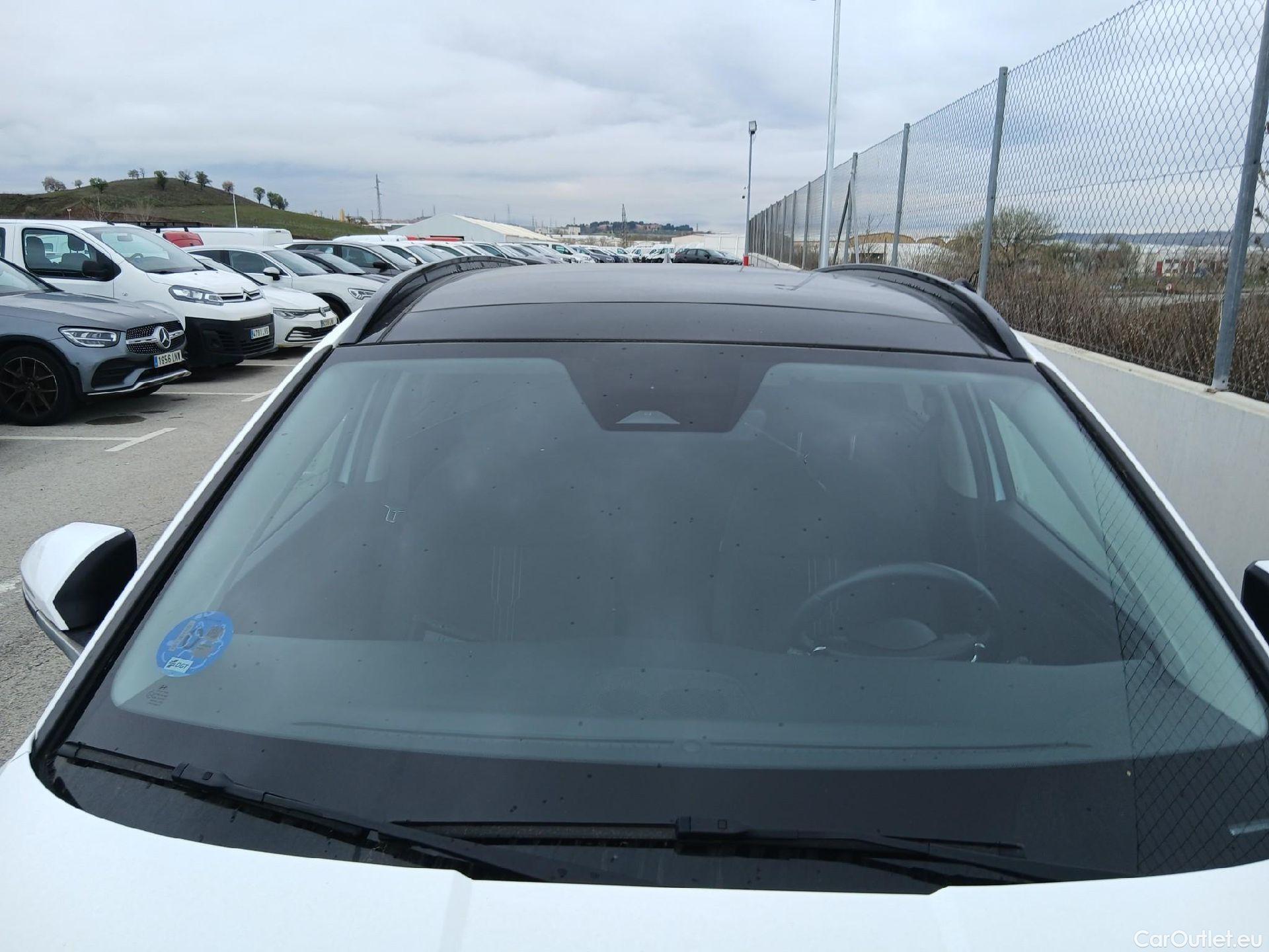  Hyundai  Tucson HYUNDAI  / 2020 / 5P / todoterreno 1.6 TGDI PHEV 195kW Tecno Sky Auto 4x4 #2