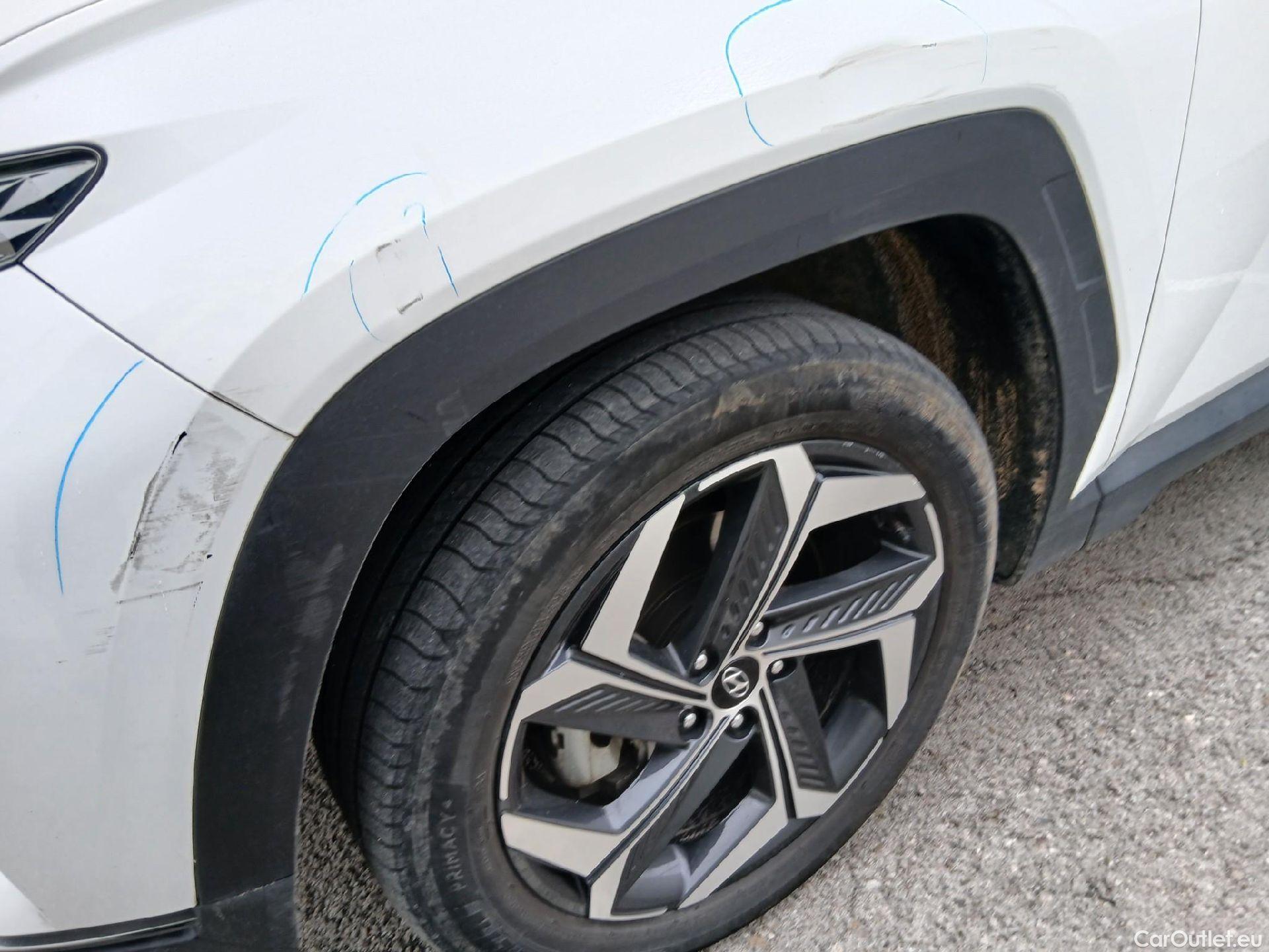  Hyundai  Tucson HYUNDAI  / 2020 / 5P / todoterreno 1.6 TGDI PHEV 195kW Tecno Sky Auto 4x4 #16