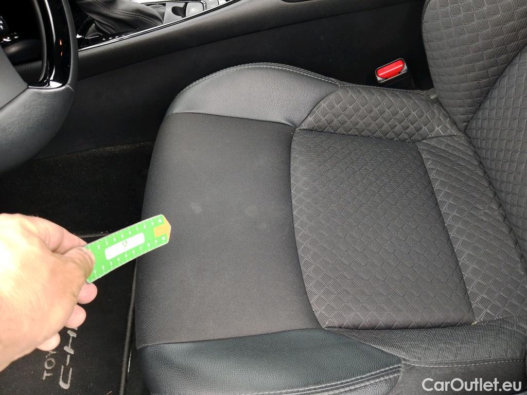  Toyota  C-HR TOYOTA  / 2019 / 5P / todoterreno 1.8 125H Advance #14