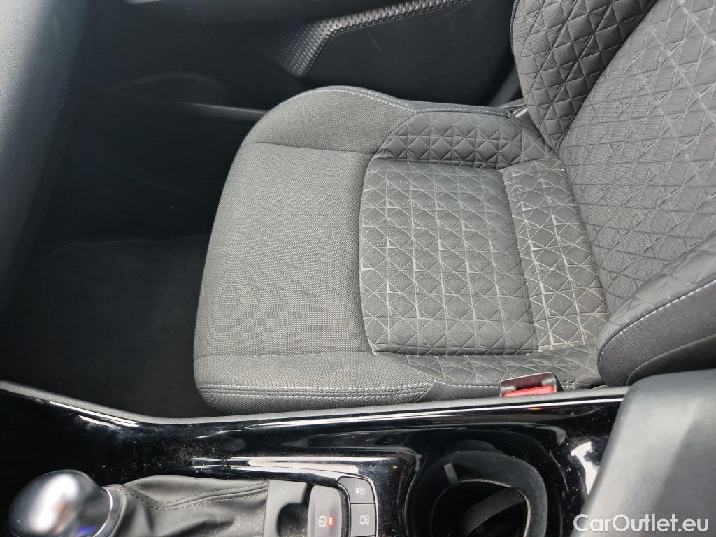  Toyota  C-HR TOYOTA  / 2019 / 5P / todoterreno 1.8 125H Advance #29