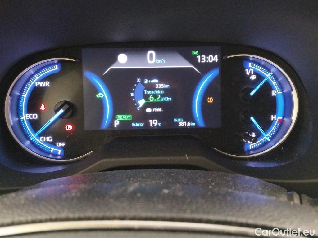 Toyota  RAV4 TOYOTA  / 2018 / 5P / todoterreno 2.5l 220H Advance #14