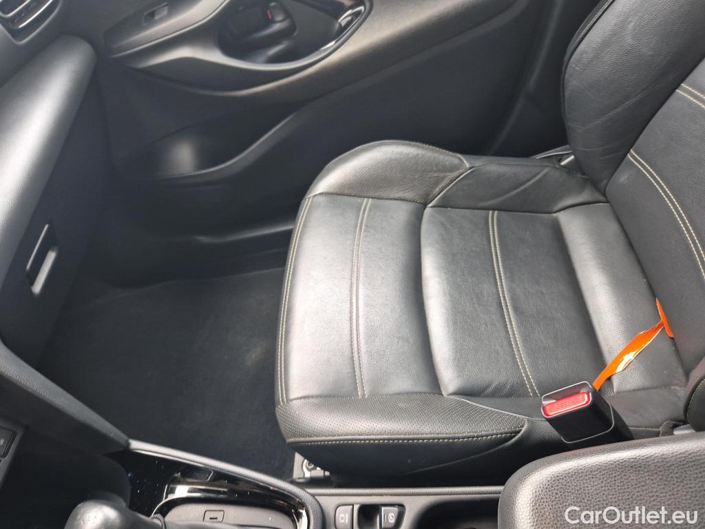  Toyota  Yaris Cross TOYOTA  / 2021 / 5P / todoterreno 1.5 120H Premiere Edition #16