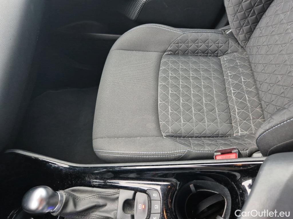  Toyota  C-HR TOYOTA  / 2019 / 5P / todoterreno 1.8 125H Advance #14