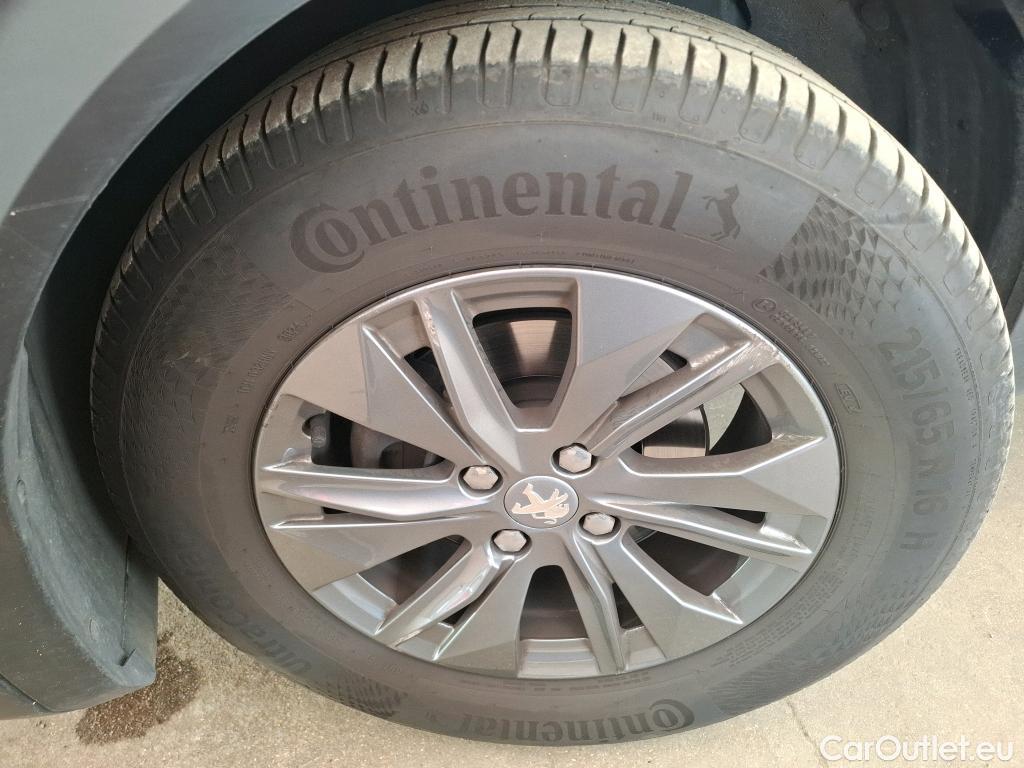  Peugeot  2008  Active Pack 1.2 PureTech 130CV BVA8 E6d #9