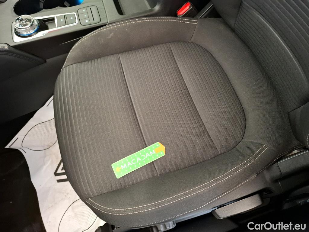  Ford  Kuga FORD  / 2019 / 5P / SUV 2.5 Dur 225 hybrid PHEV Pshift Titanium #25