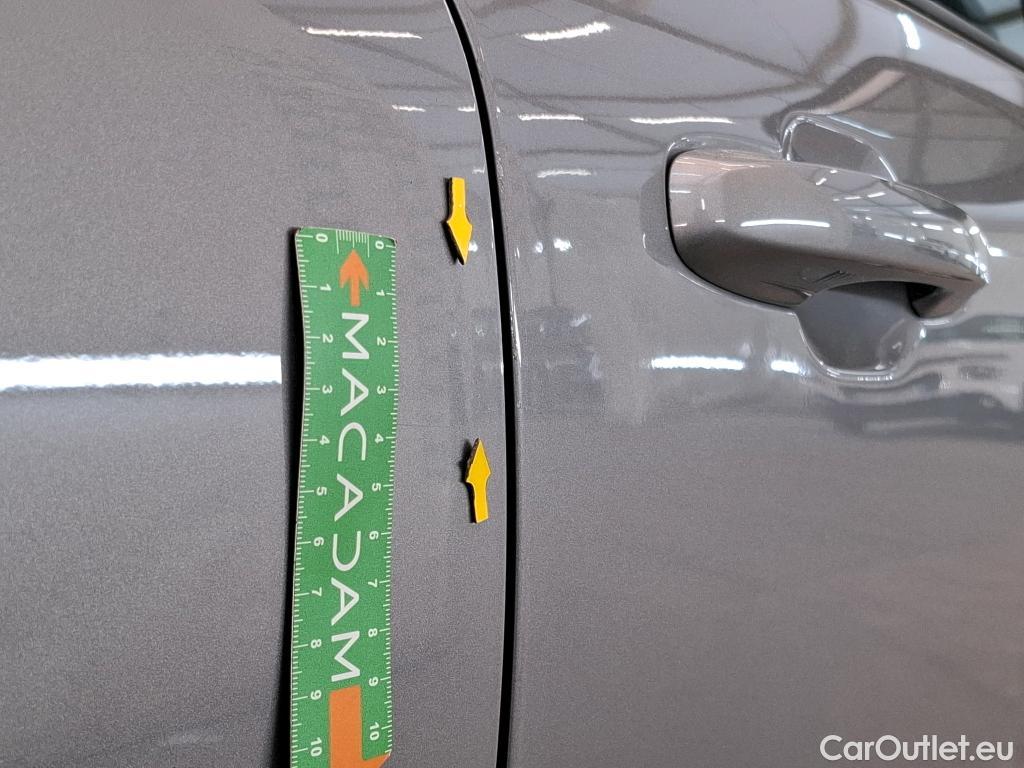  Ford  Kuga FORD  / 2019 / 5P / SUV 2.5 Dur 225 hybrid PHEV Pshift Titanium #22