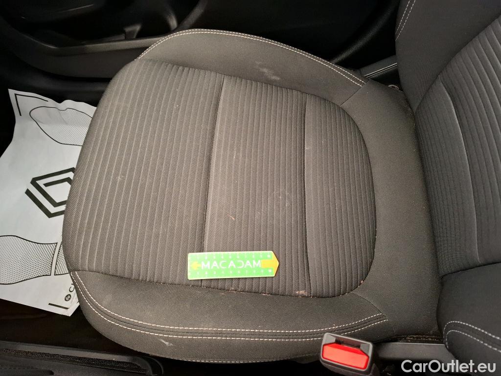  Ford  Kuga FORD  / 2019 / 5P / SUV 2.5 Dur 225 hybrid PHEV Pshift Titanium #24