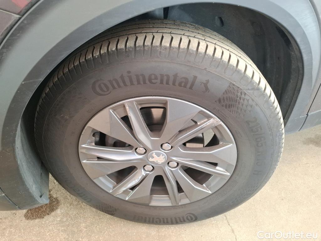  Peugeot  2008  Active Pack 1.2 PureTech 130CV BVA8 E6d #8