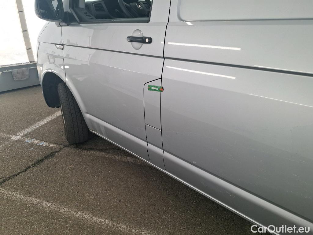  Volkswagen  Transporter T6  Fourgon 2.0 100CV BVM5 #48