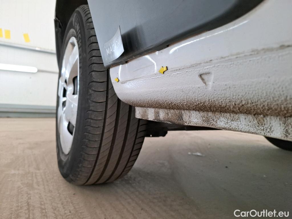  Renault  Kangoo  II Express Maxi Extra (Série Spéciale) 1.5 dCi 95CV BVM6 E6dT #38
