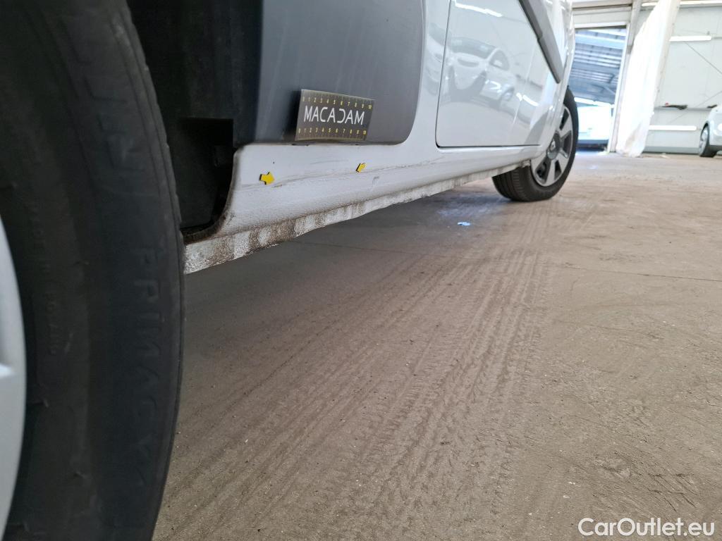  Renault  Kangoo  II Express Maxi Extra (Série Spéciale) 1.5 dCi 95CV BVM6 E6dT #35