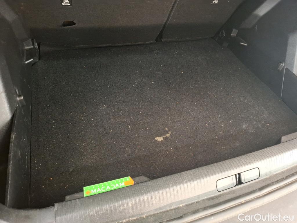  Peugeot  2008  Active Pack 1.2 PureTech 130CV BVA8 E6d #5