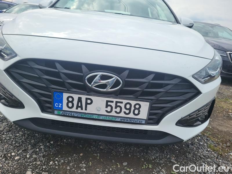  Hyundai  i30   cw (PD)(2017->)  kom.1.0TGDI 120 Comfort #3