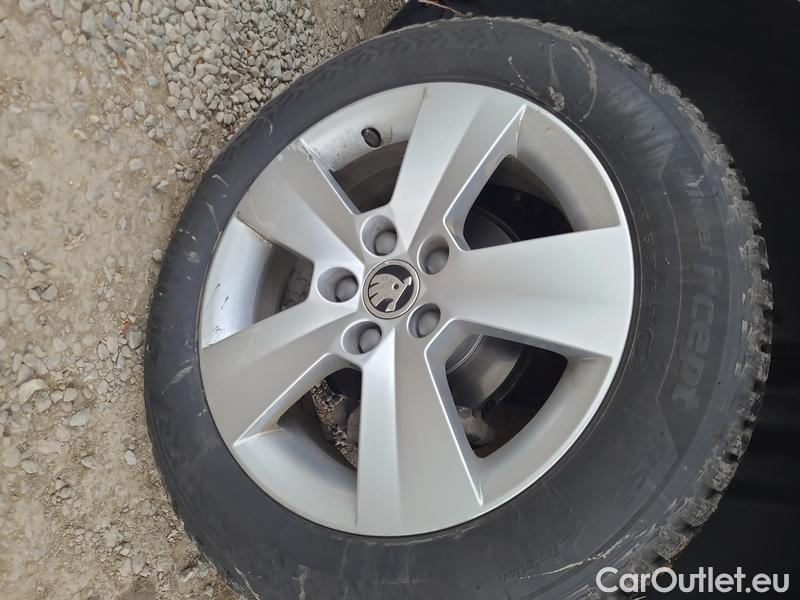  Skoda  Fabia  Combi (2015)  Com 1.0TSI 81 Ambition #10