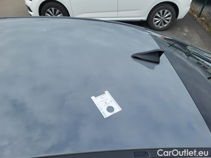  Hyundai  i30  (PD)(01.2017  ->)  FB 1.5TGDI 118 N Line #14