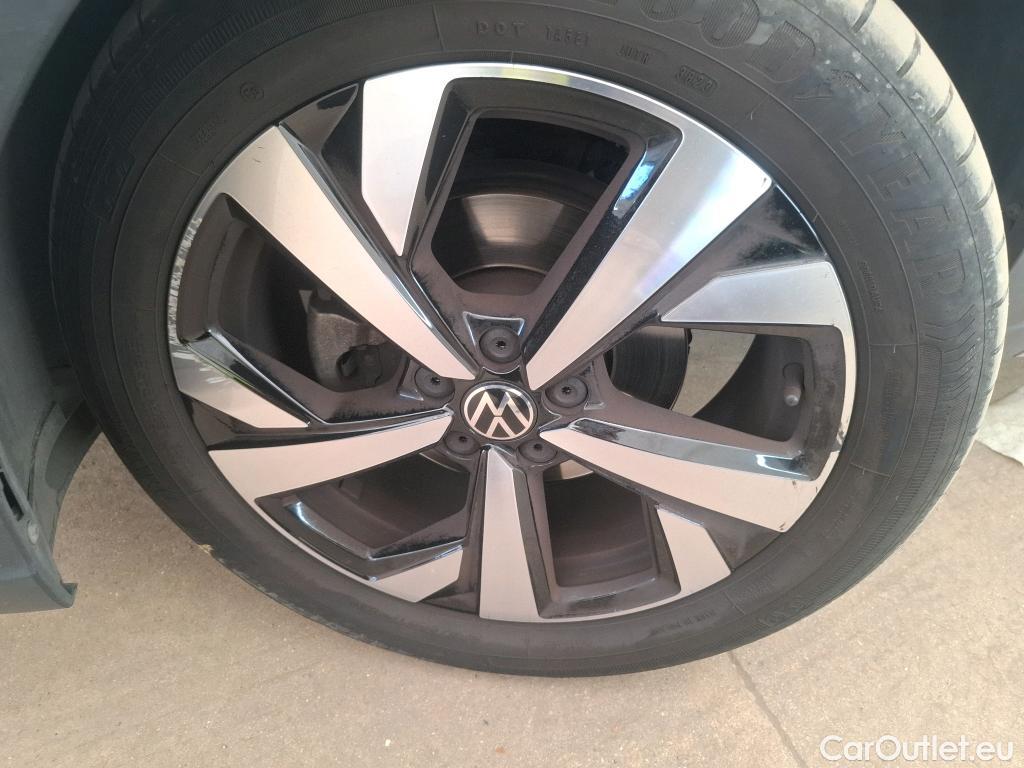  Volkswagen  Taigo  Style 1.0 TSI 110CV BVA7 E6d #8