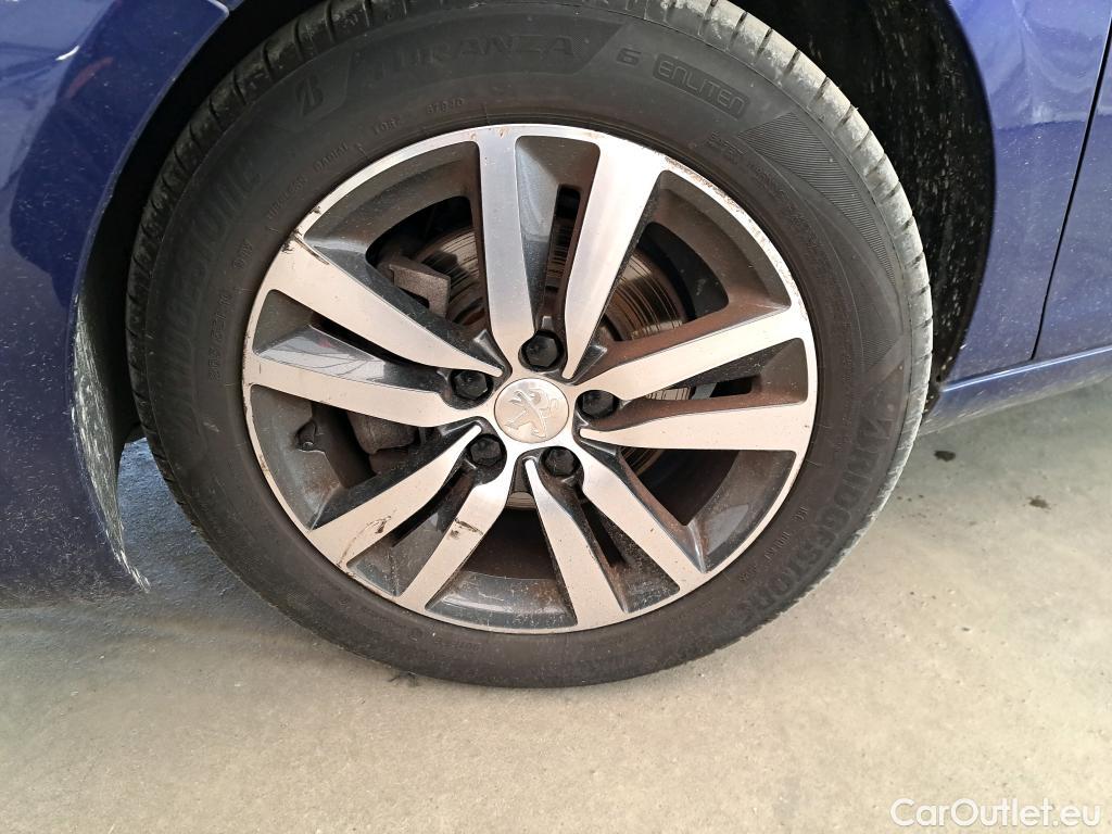  Peugeot  308  Allure 1.2 PureTech 130CV BVA8 E6d #26