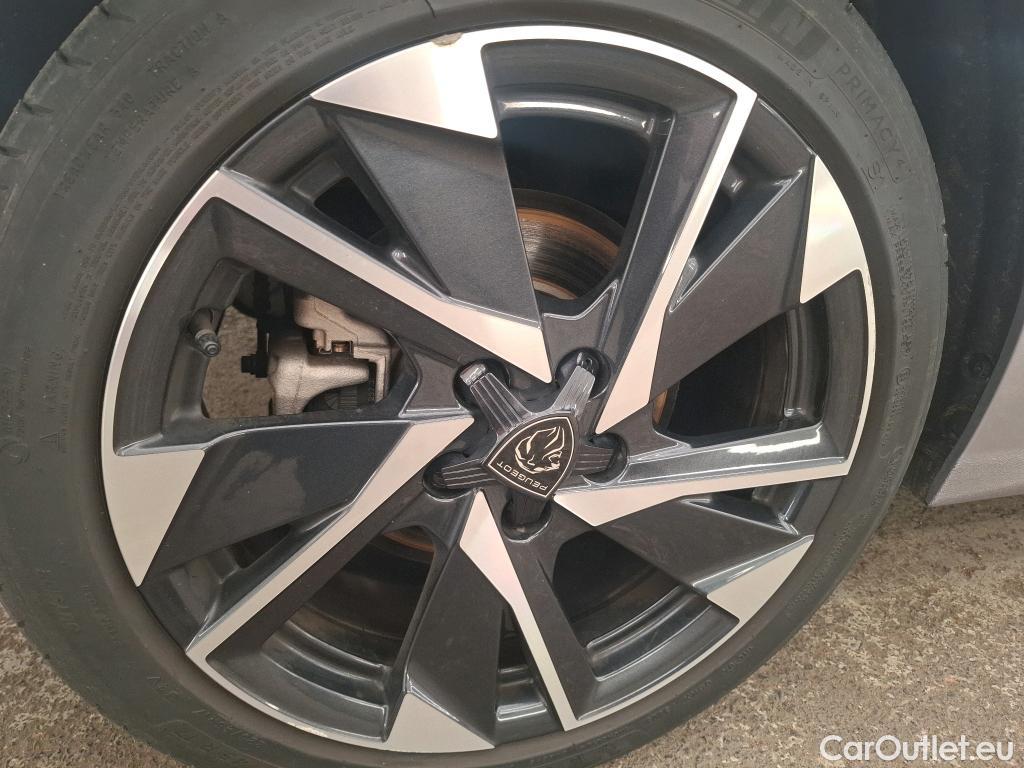  Peugeot  308  Allure Pack 1.2 PureTech 130CV BVM6 E6d #23