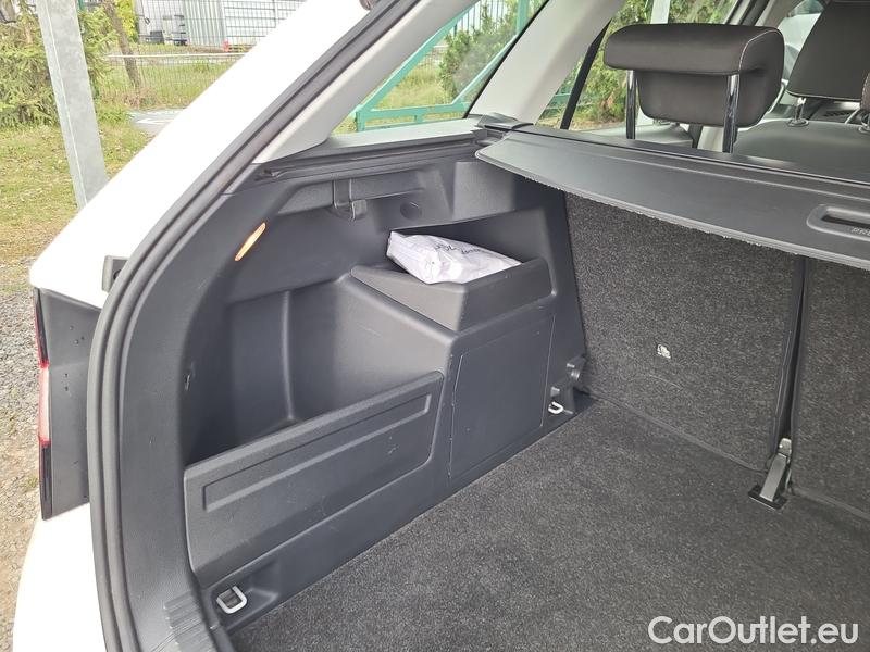  Skoda  Fabia  Combi (2015)  Com 1.0TSI 81 Ambition #13
