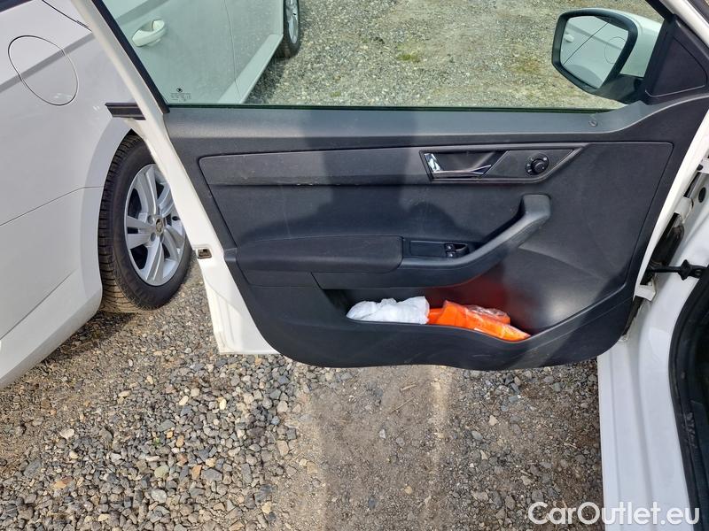  Skoda  Fabia  Combi (2015) Com.1.0TSI 70 Ambition 5d #1