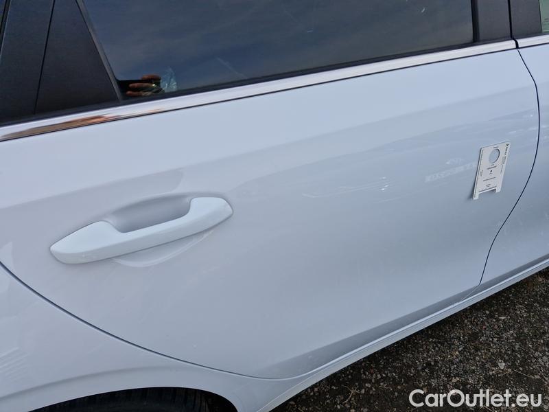  KIA  Cee'd Ceed Sportswagon (2018->) Ceed SW 1.5 T-GDI 118 Top AT #15