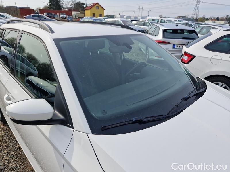  Skoda  Fabia  Combi (2015) Com.1.0TSI 70 Ambition 5d #9