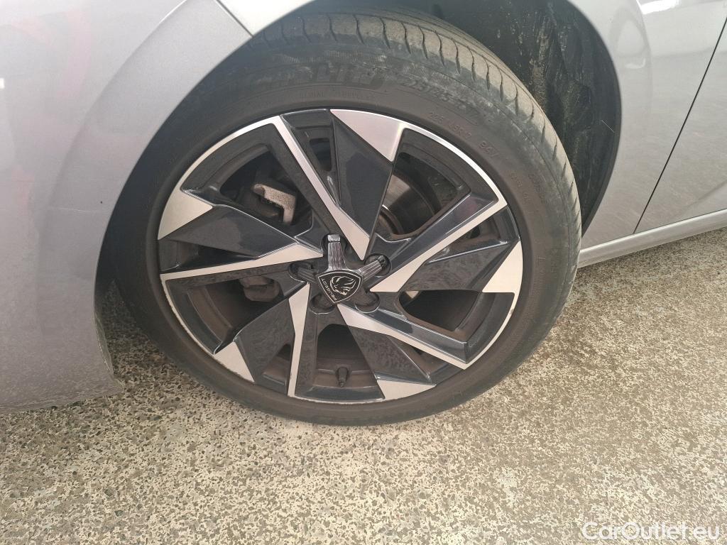  Peugeot  308  Allure Pack 1.2 PureTech 130CV BVM6 E6d #6