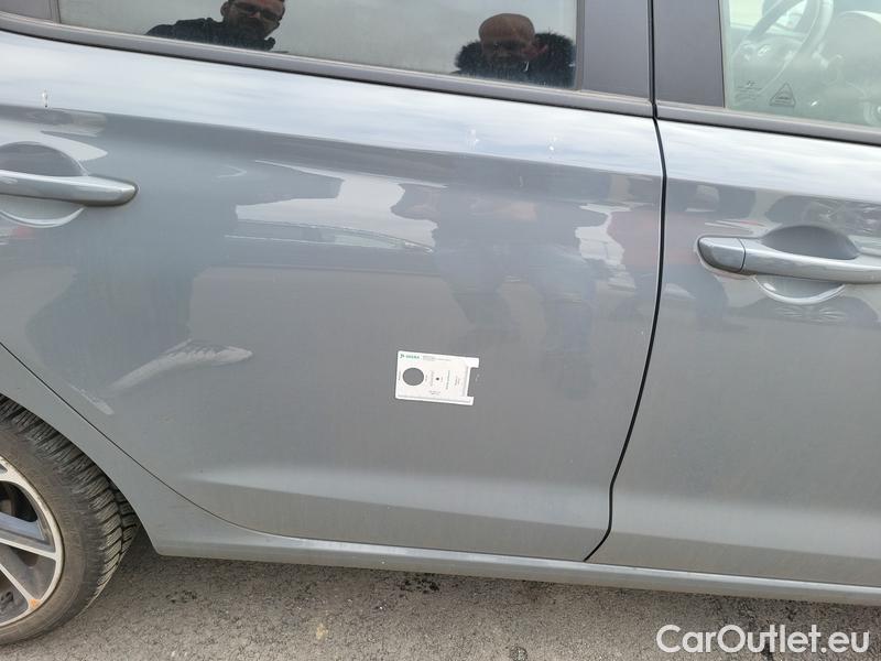  Hyundai  i30  (PD)(01.2017  ->)  FB 1.5TGDI 118 N Line #19