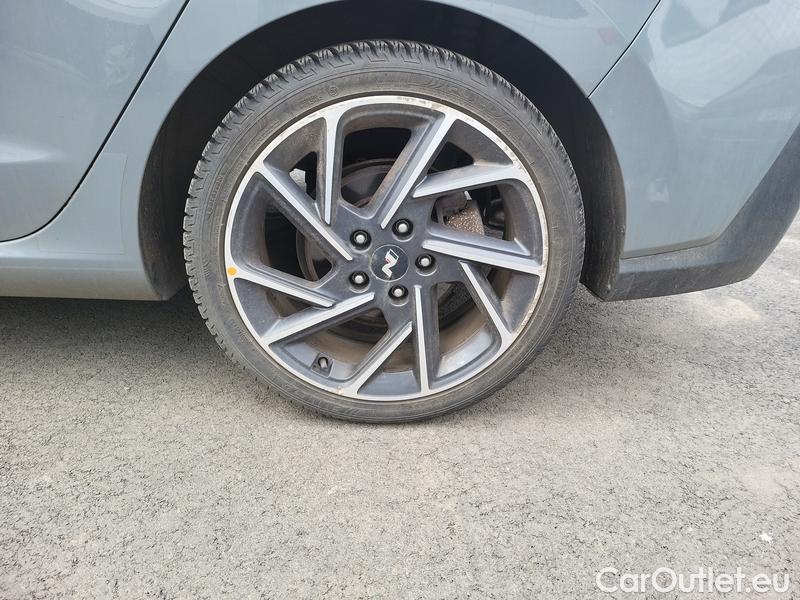  Hyundai  i30  (PD)(01.2017  ->)  FB 1.5TGDI 118 N Line #15