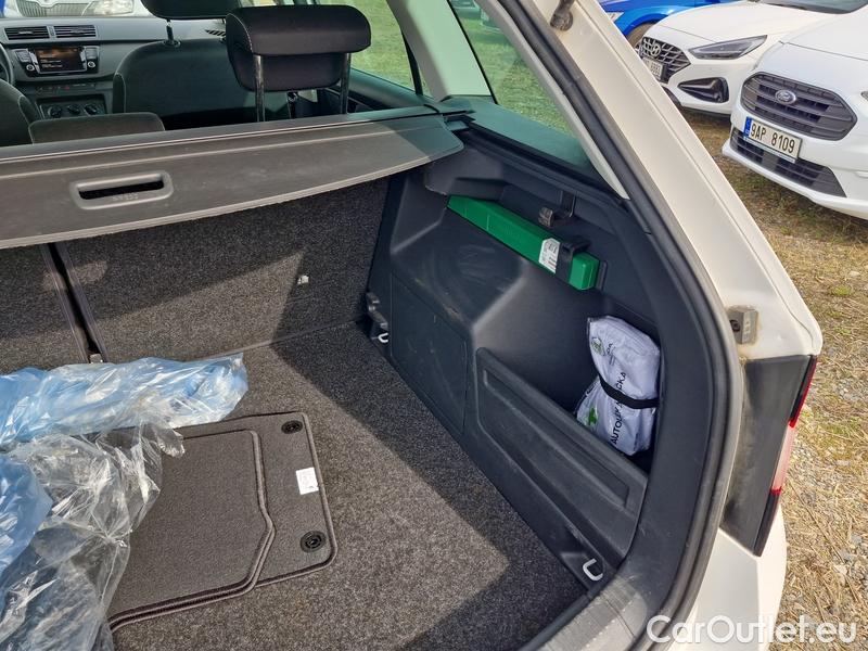  Skoda  Fabia  Combi (2015) Com.1.0TSI 70 Ambition 5d #17