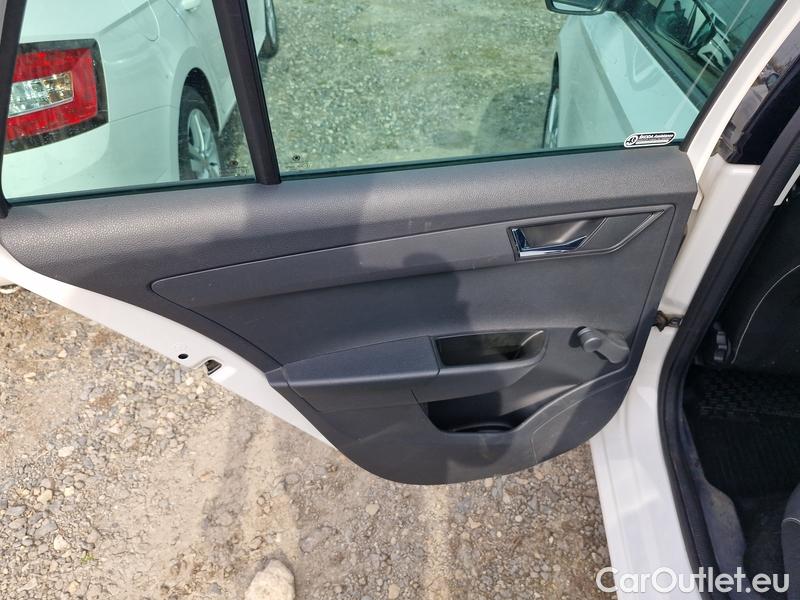  Skoda  Fabia  Combi (2015) Com.1.0TSI 70 Ambition 5d #13