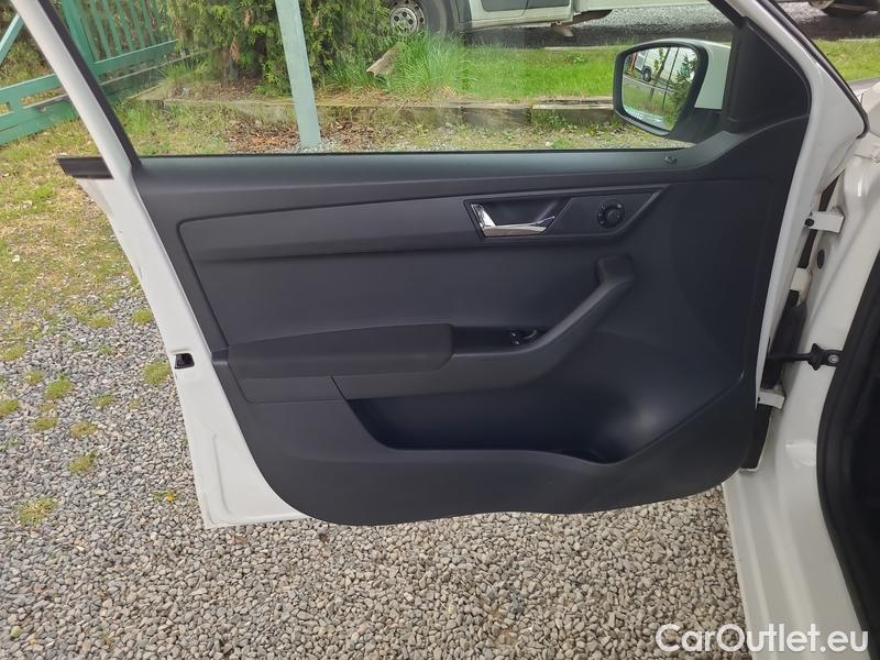  Skoda  Fabia  Combi (2015)  Com 1.0TSI 81 Ambition #3