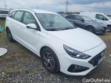 i30