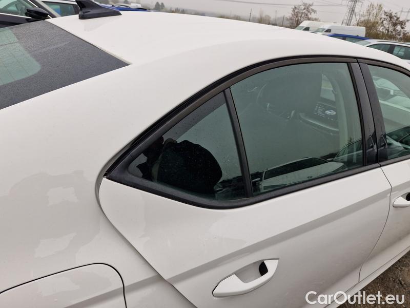  Skoda  Octavia  Lim. (NX3)(2020)  2.0TDI 85 Ambition 5d #24