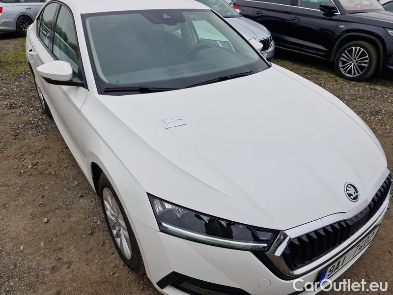  Skoda  Octavia  Lim. (NX3)(2020)  2.0TDI 85 Ambition 5d #4