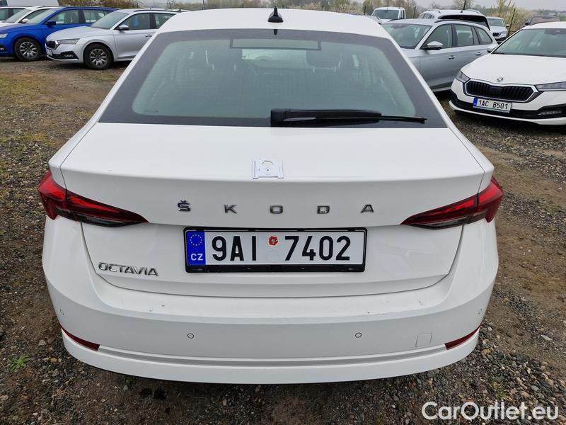  Skoda  Octavia  Lim. (NX3)(2020)  2.0TDI 85 Ambition 5d #18