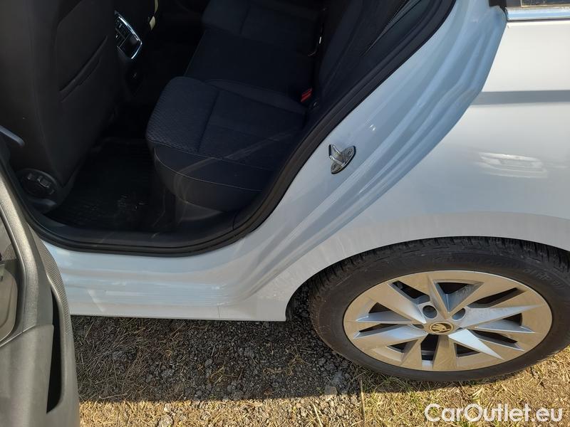  Skoda  Octavia  Combi (NX3)(2020) Oct.Combi 2.0TDI 85 Style #3