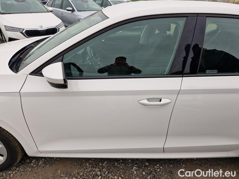  Skoda  Octavia  Lim. (NX3)(2020)  2.0TDI 85 Ambition 5d #7