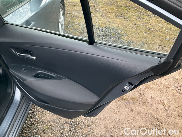  Toyota  Corolla  1.5DF Comfort 4d #3