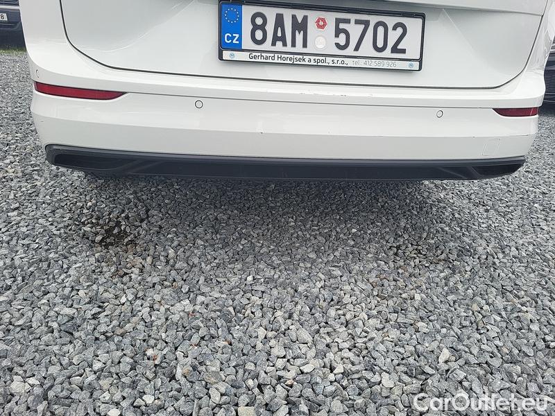  Volkswagen  Golf  VII Variant  (BV5)(2017->) Var.2.0TDI 85 Life 5d #11