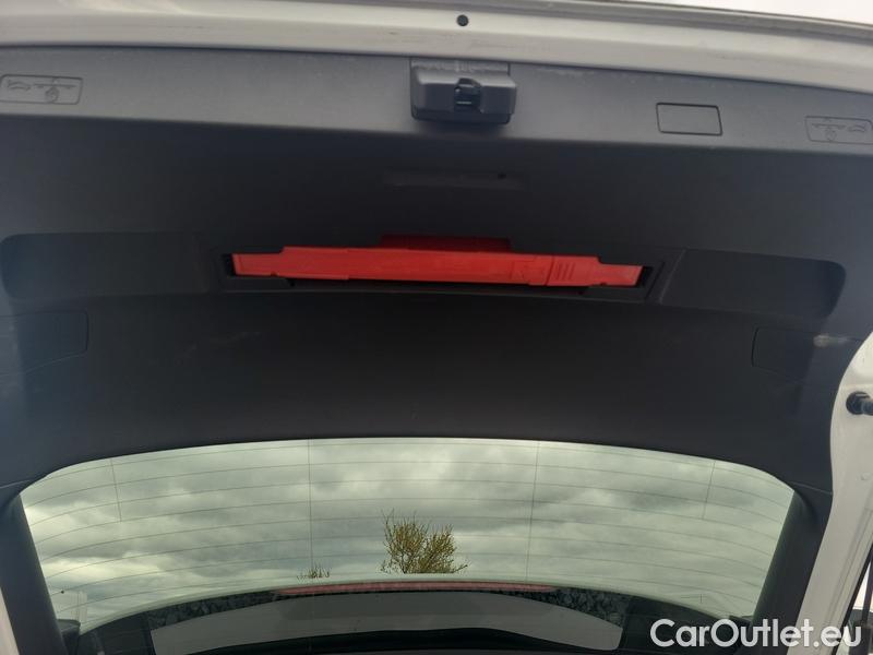  Volkswagen  Golf  VII Variant  (BV5)(2017->) Var.2.0TDI 85 Life 5d #13