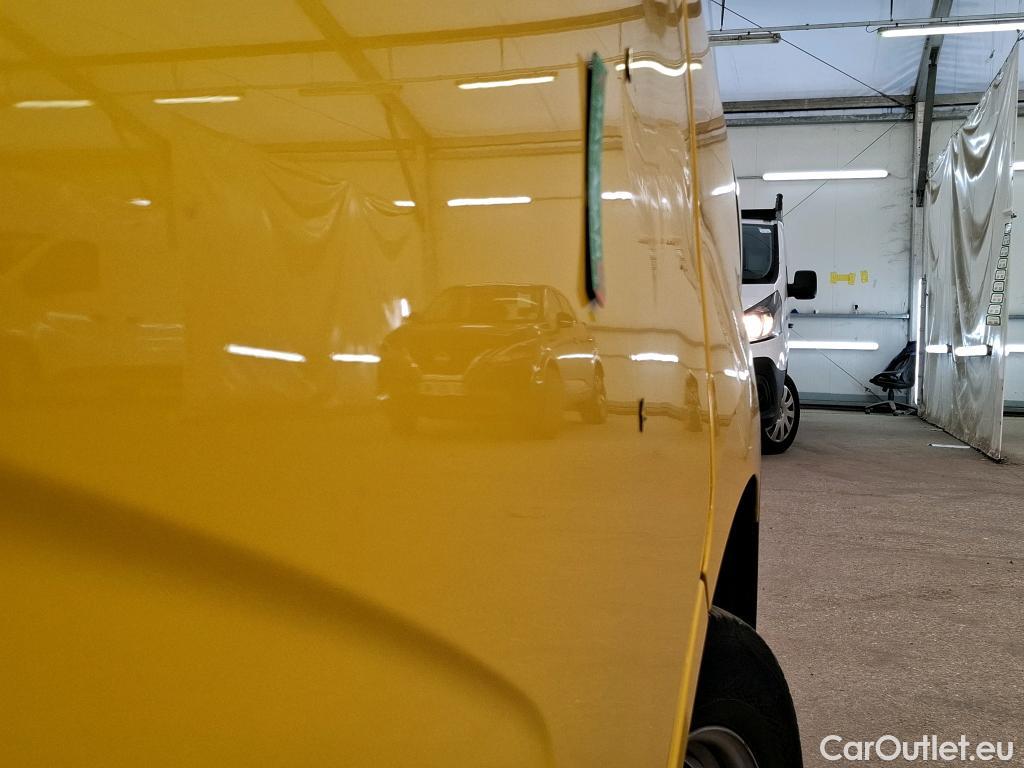  Renault  Master RENAULT  / 2019 / 4P / Fourgon tôlé FG Z.E.Tr CF F3100 L2H2 R75 AI - 19 #25