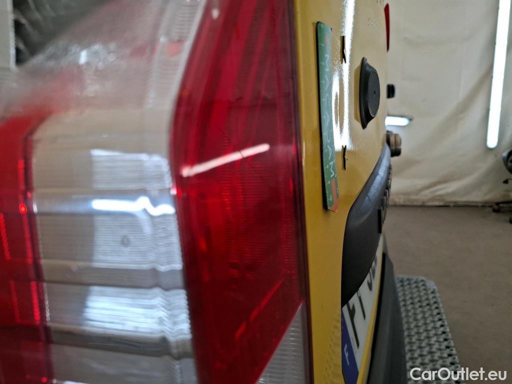  Renault  Master RENAULT  / 2019 / 4P / Fourgon tôlé FG Z.E.Tr CF F3100 L2H2 R75 AI - 19 #43